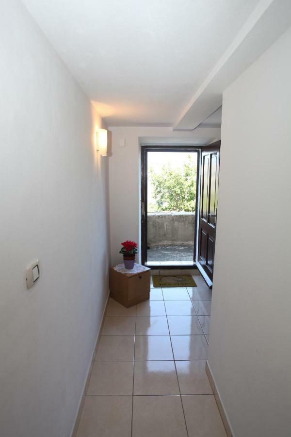 Accommodation Lily Vrana  Extérieur photo